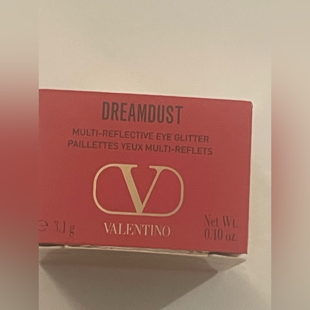 Valentino Dreamdust Glitter Eyeshadow 02 GO FOR GOLD NIB - Picture 3 of 5
